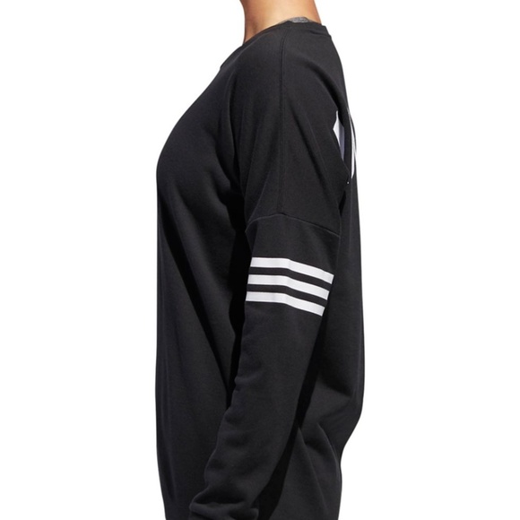 NWT Adidas Oversized Crewneck Sweatshirt - Picture 3 of 4